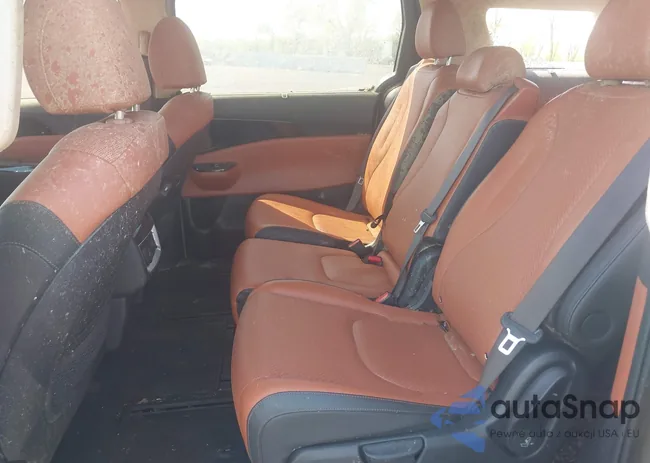 KNDNE5H32R6340005: 41984379