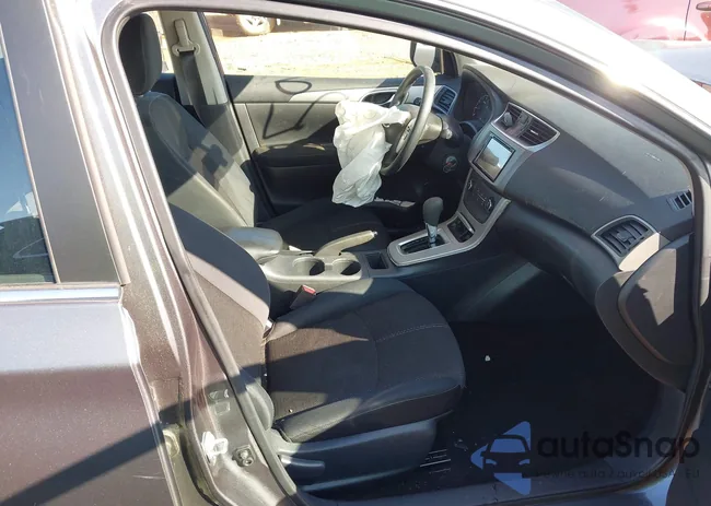 3N1AB7AP1FY382592: 41983571