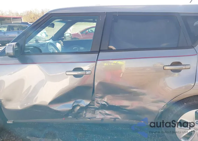 KNDJN2A25G7283143: 41983596