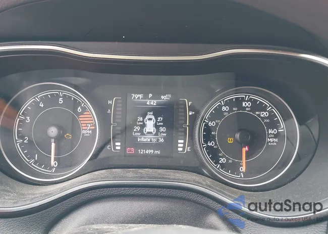 1C4PJLCB6LD582449: 41983773