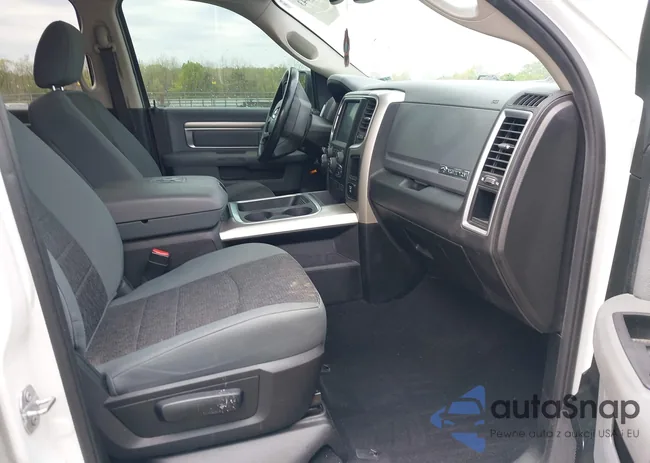 1C6RR7LG8JS258214: 41983843