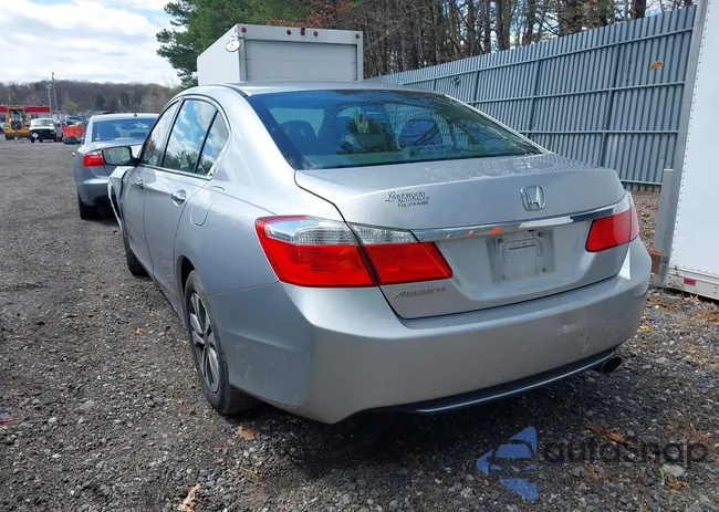 1HGCR2F39FA005217: 41983893