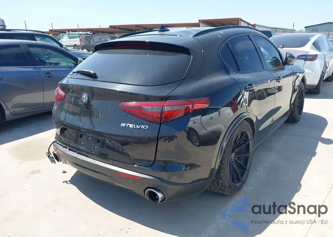 ZASFAKPN1J7B82358: 41984977