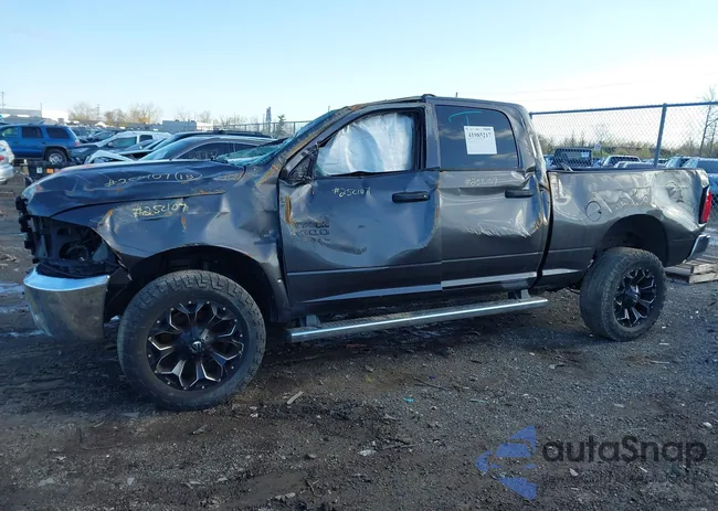 3C6UR5CL8JG106940: 41985217