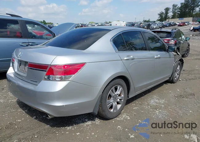 1HGCP2F65CA181662: 41985482