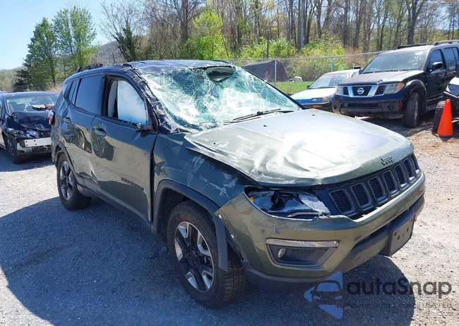 3C4NJDDB0JT241163: 41986193