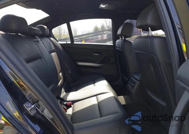 WBAPL5G59BNN23136: 41986933