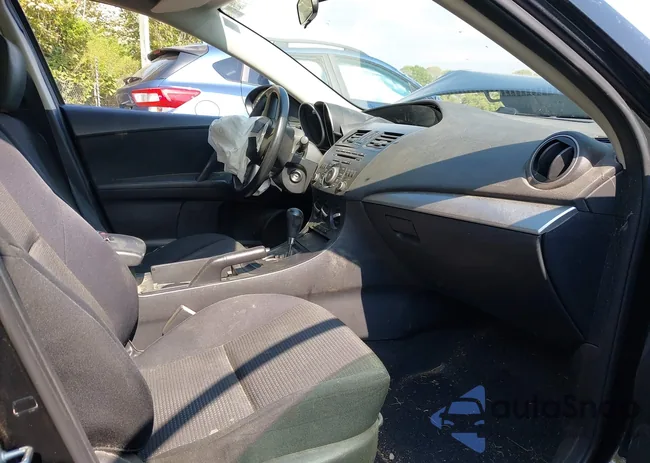 JM1BL1UG0C1530996: 41987191