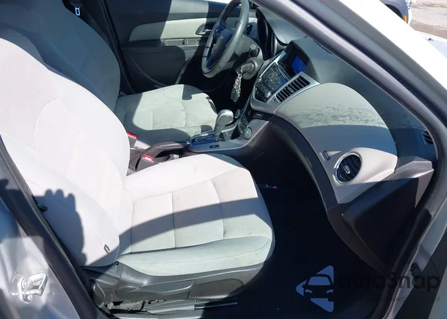 1G1PC5SB5F7175368: 41987459