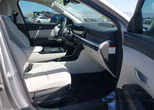 KM8JCDD16SU316418: 41987496