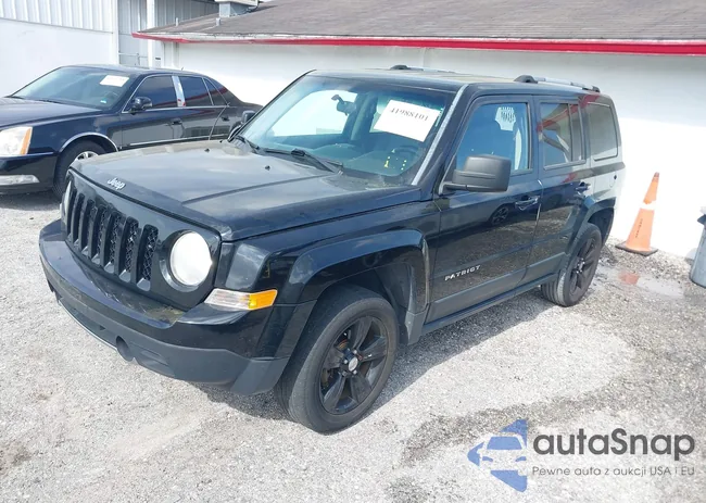 1C4NJRCB6CD635869: 41988101