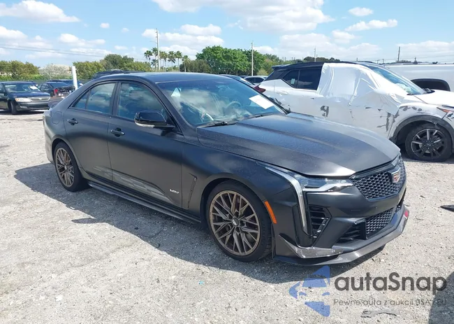 1G6DL5RP1P0516032: 41988165