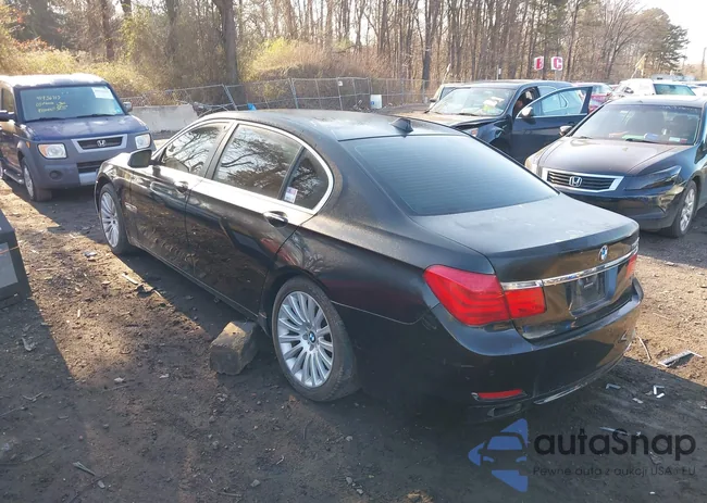 WBAKB8C51BCY66913: 41987656