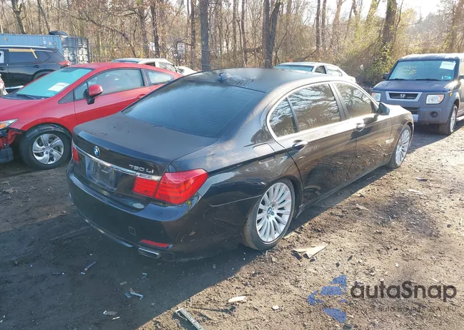 WBAKB8C51BCY66913: 41987656