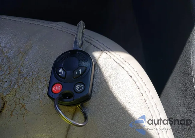 3FAHP0JA7CR371785: 41987730