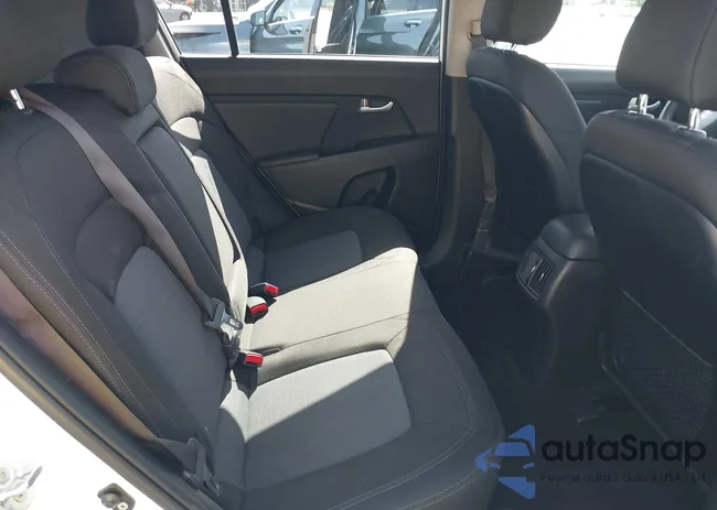 KNDPBCAC8G7803255: 41987746