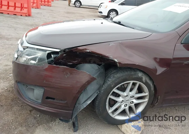 3FAHP0GA0CR141738: 41988915