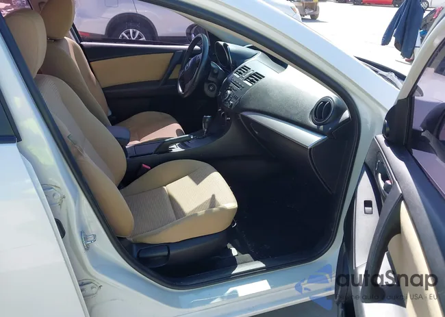 JM1BL1V75C1617727: 41988938