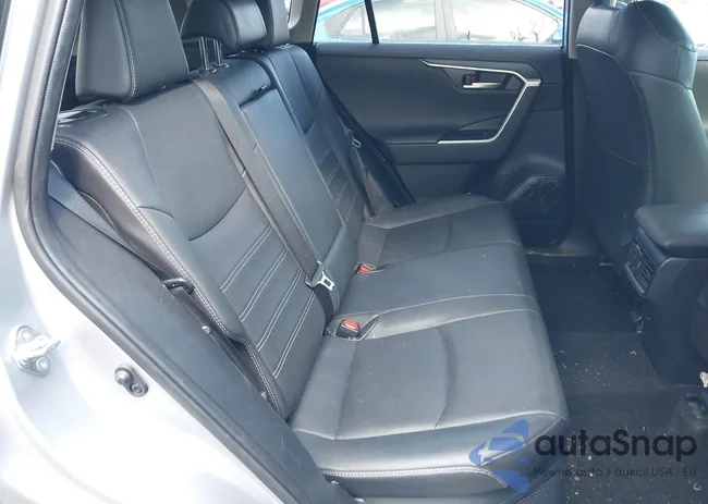 JTMD6RFV8NJ017198: 41989413