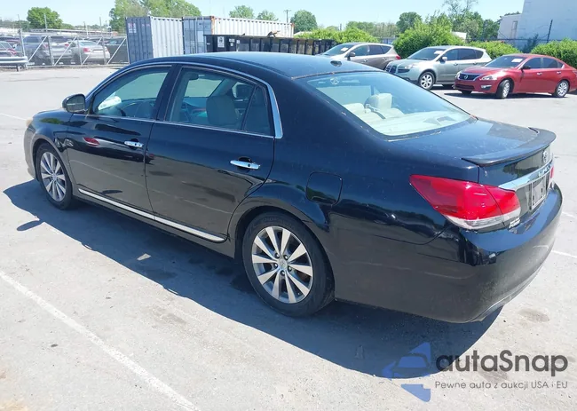 4T1BK3DB2BU404537: 41989468