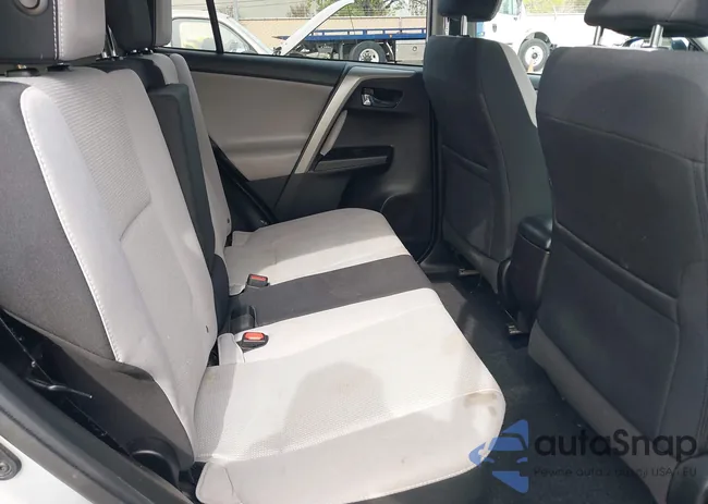 2T3RFREV2HW661051: 41988632