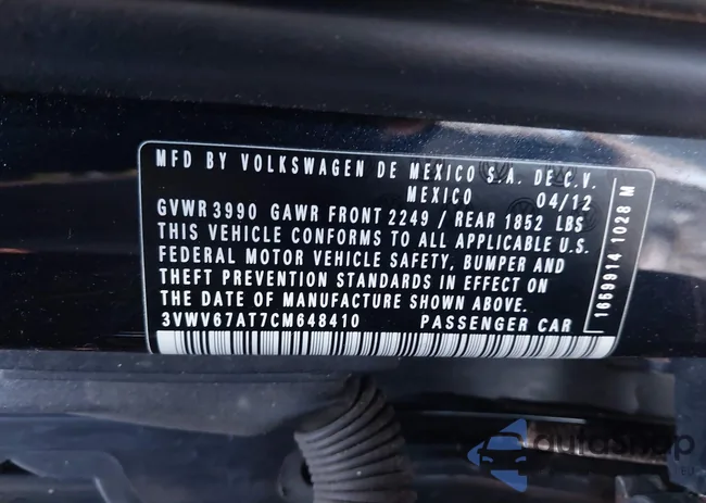 3VWV67AT7CM648410: 41988677