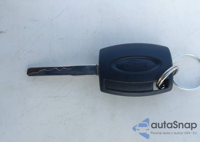 1FADP3E21HL269780: 41988685