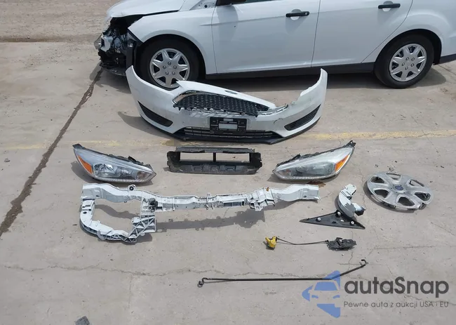 1FADP3E21HL269780: 41988685