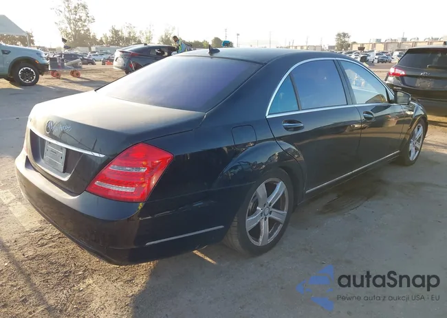 WDDNG7BB9BA387028: 41988693