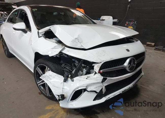 W1K5J4HB6LN119880: 41988852