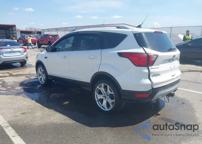 1FMCU9J91KUA39111: 41988904