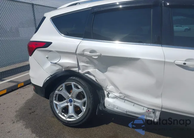 1FMCU9J91KUA39111: 41988904