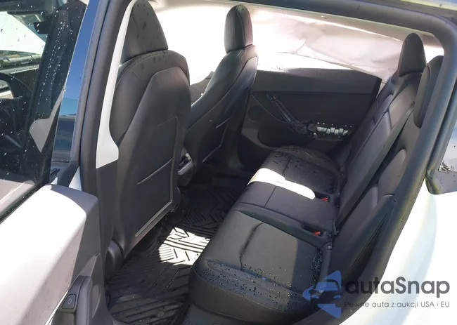 7SAYGDEE2NF443174: 41989913