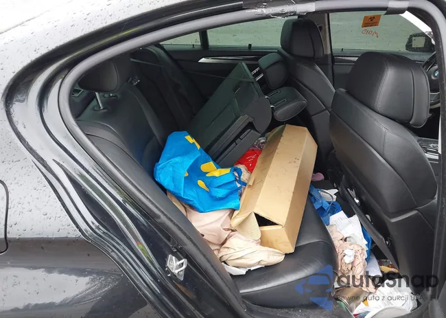 WBAFR7C59BC606654: 41989918