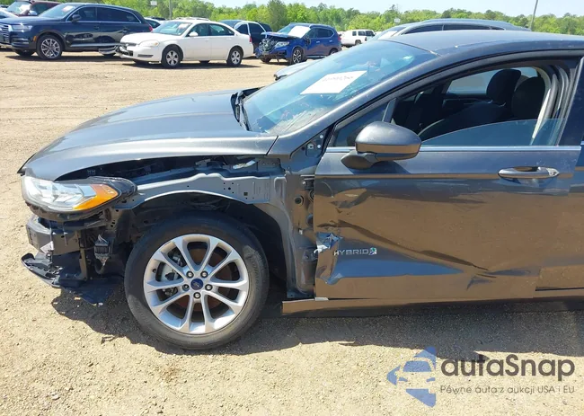 3FA6P0LU7KR152189: 41990266