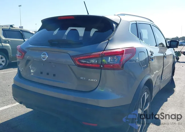 JN1BJ1CW2MW671980: 41990304