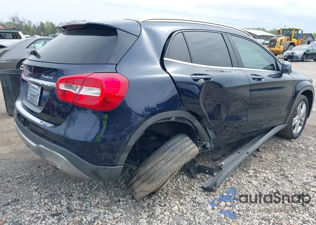 WDCTG4GB3JJ369867: 41990405