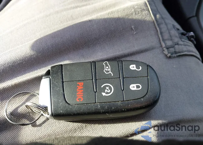 1C4RJEAG9KC850711: 41990444