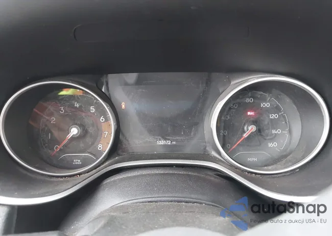 3C4NJDBB3KT729012: 41989582