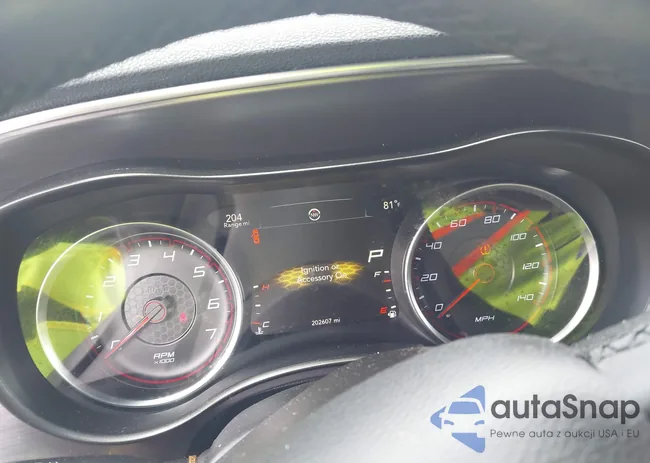 2C3CDXBGXFH840428: 41989613