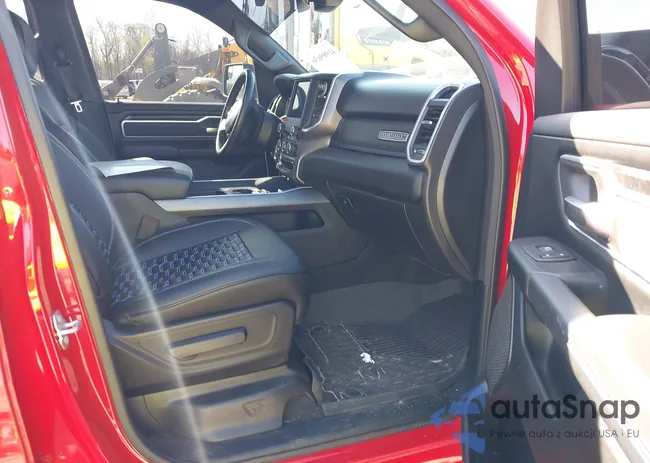 1C6SRFFT3MN677725: 41989636