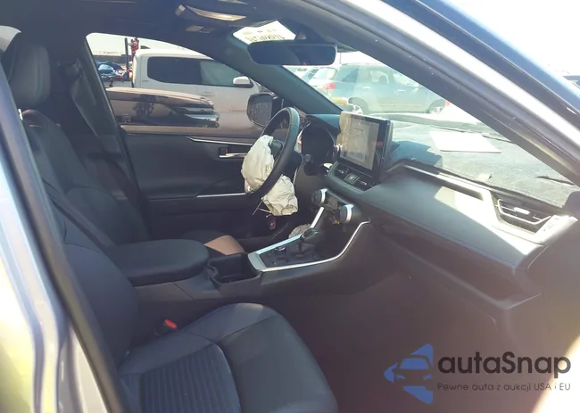 JTME6RFV6RD563572: 41989674