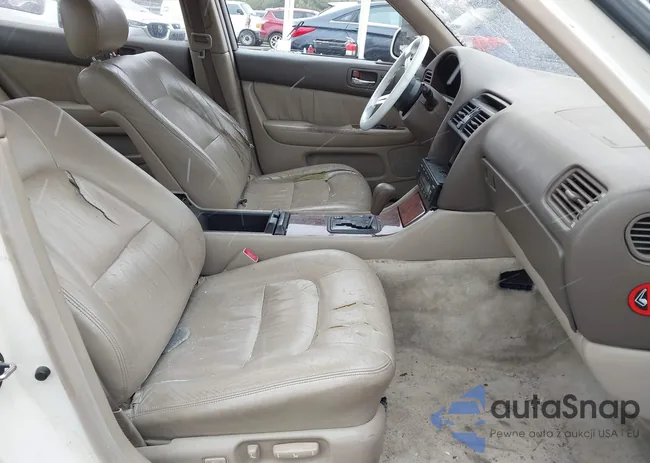 JT8BH22F6T0046532: 41989719