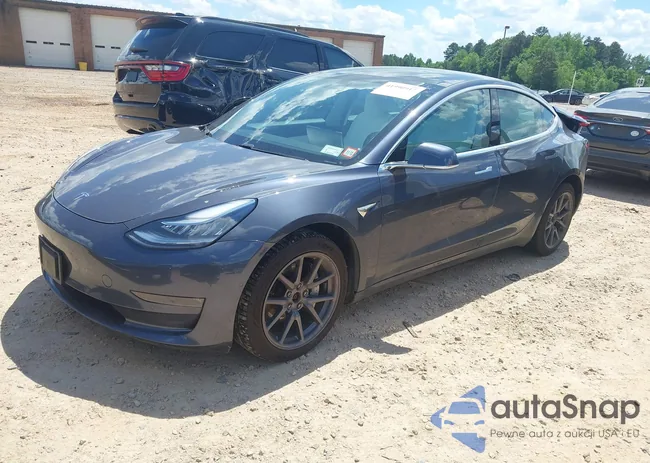 5YJ3E1EB9LF667993: 41990917