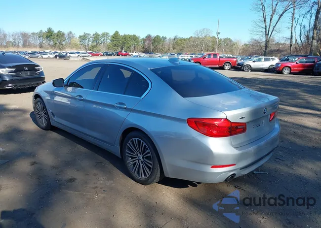 WBAJA7C52KWW00856: 41991300