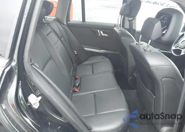 WDCGG8JB9FG394696: 41991318