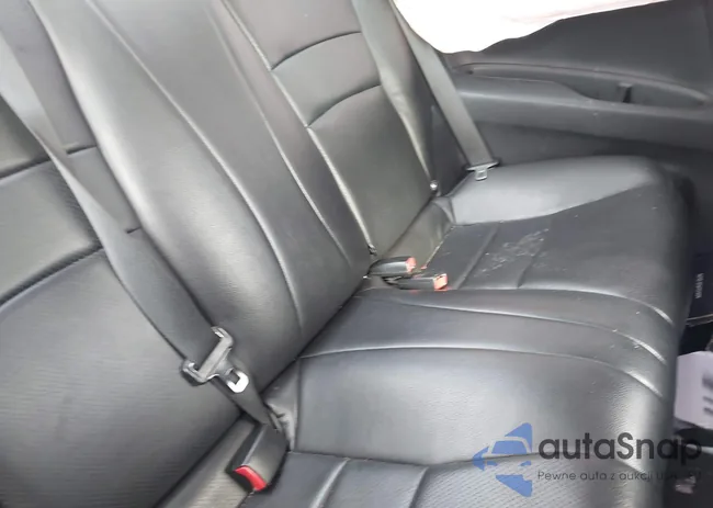 1HGCT1A33HA009351: 41990641