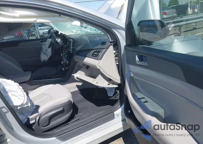 5NPE34AF1JH651259: 41990849