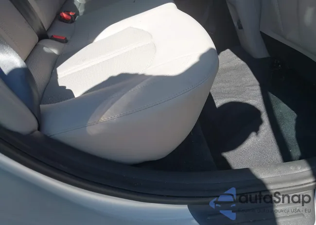 5NPE34AF1JH651259: 41990849