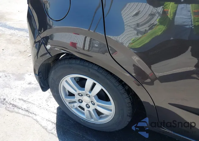 1G1JC6SB3D4223525: 41991932